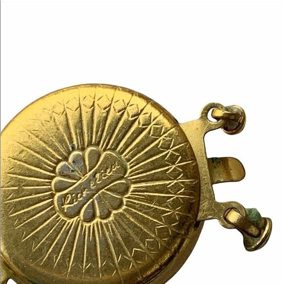 Richleiu white lucite double strand square beaded necklace push clasp 20”L - Picture 5 of 5